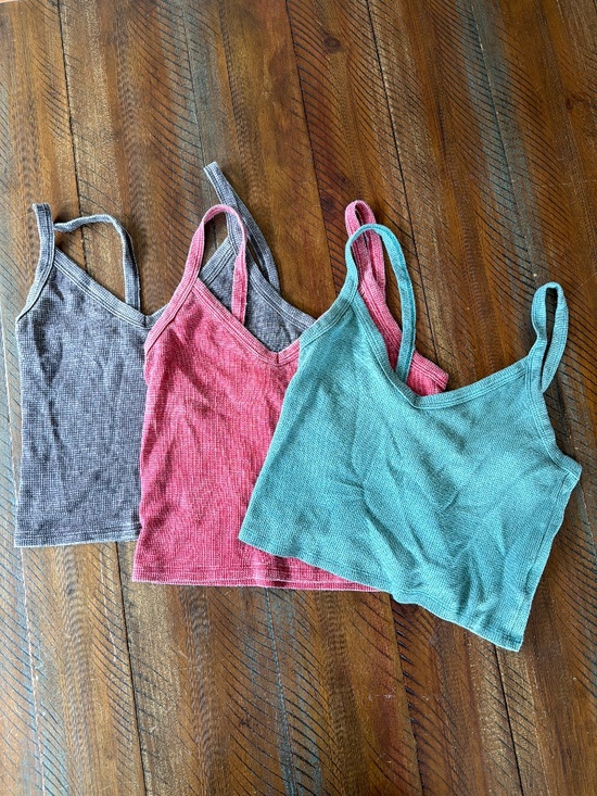 American Eagle Tops - Women’s American Eagle Tank Bundle 3 Tops 2 Medium one small